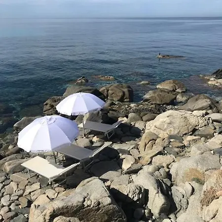 Bianca On Rocky Beach & Private Heated Pool Villa Marongiu